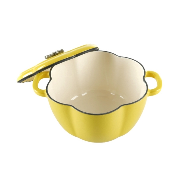 RARE 3 qt.💛 CAST IRON floral shaped DUTCH OVEN new HARD TO FIND pioneer woman - Picture 2 of 4